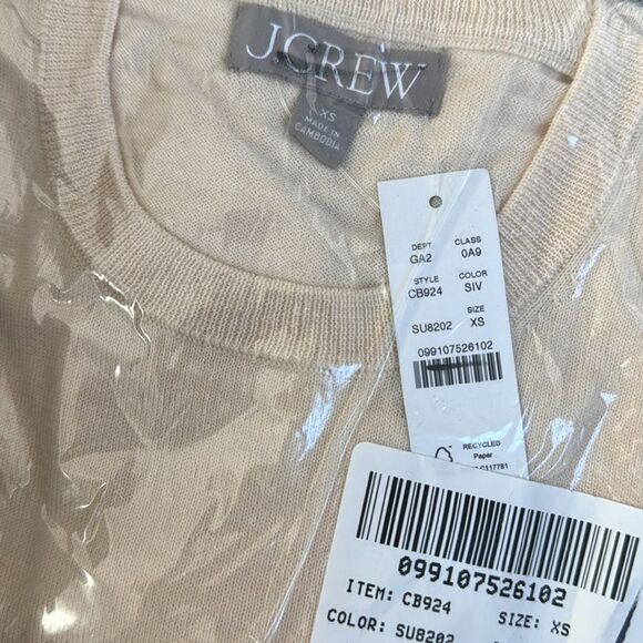 NWT J CREW Carolyn fitted crewneck sweater in merino wool in Sand Ivory - Picture 6 of 7